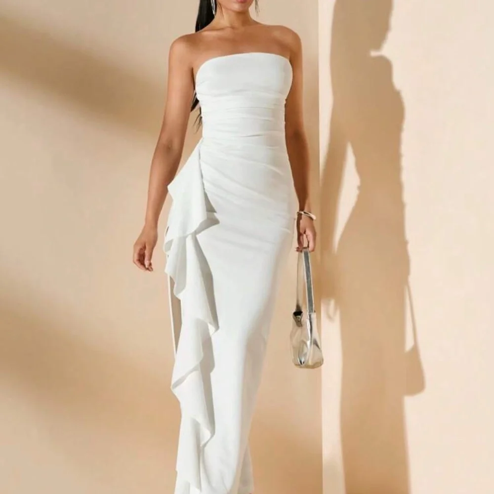 Strapless white dress with leg slit - Picture 6 of 7